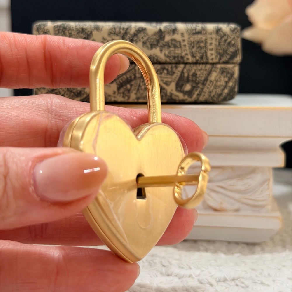 Dior Beauty Gold Heart Shaped Padded Lock & Key - NIB | SEALED